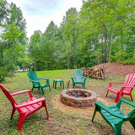 Vila Blue Ridge Getaway With Hot Tub And Seasonal View! Exteriér fotografie