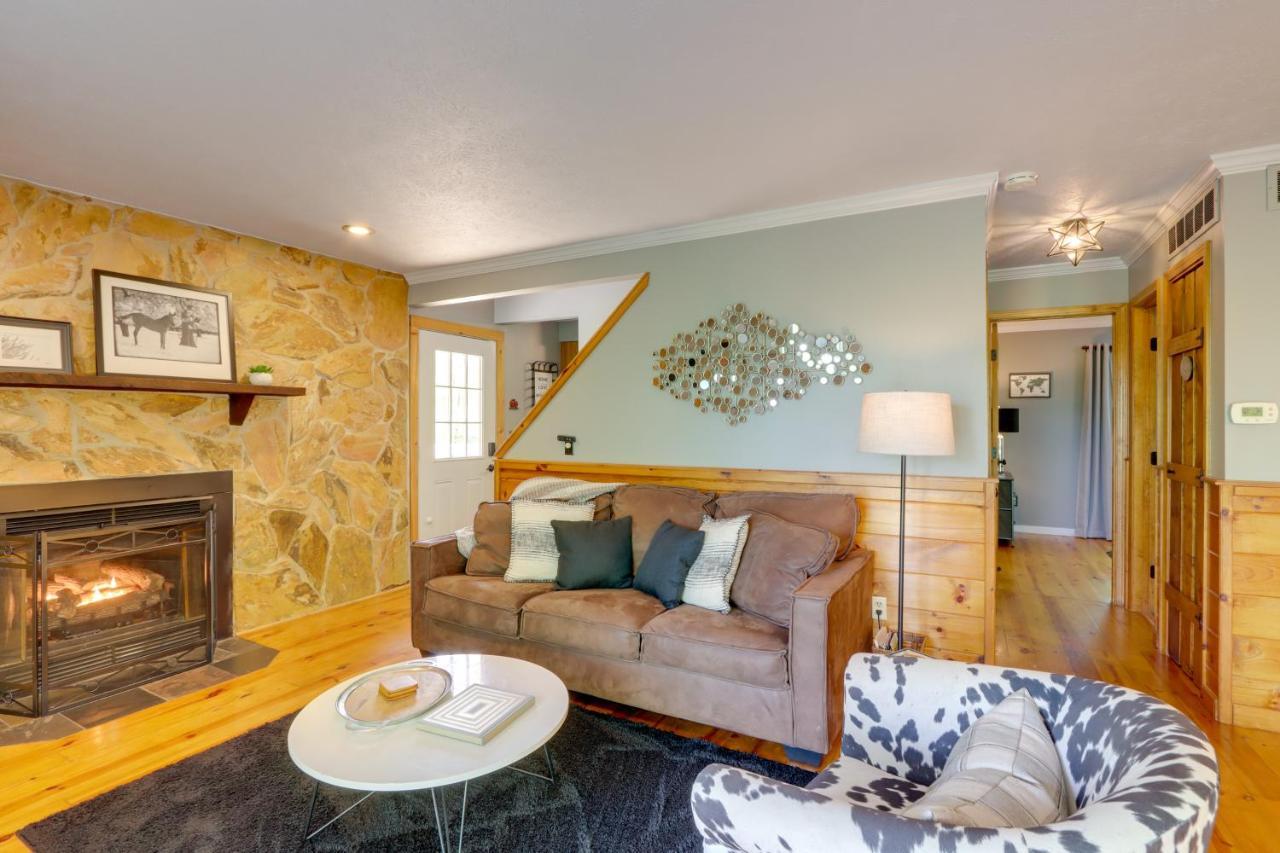 Vila Blue Ridge Getaway With Hot Tub And Seasonal View! Exteriér fotografie